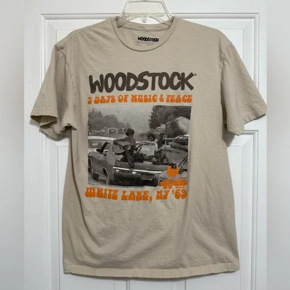Woodstock Graphic T-Shirt - Picture 1 of 2